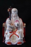 BUDA DA SORTE ... A FIGURA DO BUDA TEM INÚMERAS REPRESENTAÇÕES, MAS ESTA ASSOCIADA A ILUMINAÇÃO, PAZ, AMOR E FELICIDADE ... TER UM BUDA EM CASA OU EM SEU LOCAL DE TRABALHO TRÁS SORTE, CALMA, PLENITUDE ESPIRITUALIDADE ... BELA PEÇA EM PORCELANA, MUITO COLORIDO E FILETADA A OURO, MEDE 30 cm DE alt x 17 cm larg ... PEÇA PERFEITA