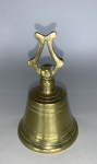 Metal Amarelo - Sino confeccionado em bronze. Medindo 12x7,5cm