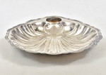 Wolff - bela e delicada petisqueira rocaille em metal prateado, sem o recipiente para molho. Diam 28cm