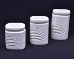 Jeu de toilette - lote composto por 3 delicados potes em cerâmica Trio, estilo Art Deco, para algodão, sabonetes e sais de banho. (14/16/18 cm)