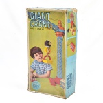 Antigo brinquedo GIANT CRANE (Grande Guindaste), para crianças a partir de 4 anos. Marca Big Toy Box Sears. No estado, não testado. (60X30X15)