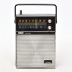 RCA VITOR solid State - rádio AM/FM de 1950, USA. Não testado sem garantias de funcionamento