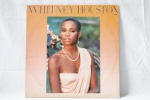LP - Whitney Houston - 1985 - contém riscos - escrita na capa