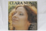 LP - Clara Nunes - Sucessos de Ouro - necessita de limpeza