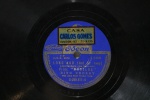Disco 33 RPM (10'') - Bing Crosby - Dong ago/ Dearly Beloved - Marca: Odeon - Possui riscos - necessita de limpeza