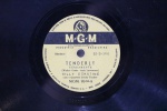 Disco 33 RPM (10'') - Billy Eckstine - Tenderly/ Daura - Marca: M.G.M - Possui riscos - necessita de limpeza