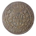 Brasil, 960 Réis, 1822R. Prata. AI P480; Lup XE 5C. Sobre 8R Lima Fernando VII. Muito atrativa. Sob+. Ex. Coleção Vila Rica. Estimado R$ 1700,00 - 2500,00