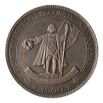 Brasil, 4000 Réis, 1900. Prata. AI P680. 16 Raios. 4o Centenário do Descobrimento do Brasil. Bela pátina e com muito lustre original. Muito atrativa. FC. Pequena mancha entre os escudos. Ex. Coleção Vila Rica. Estimado R$ 6000,00 - 8000,00