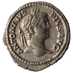 Império Romano, Denarius, 206. Prata. RIC 150; Sear 6909. Caracalla (198-217). Anv: ANTONINVS PIVS AVG, busto laureado e drapeado à direita; Rev: VOTA SVSCEPTA X, Caracalla togado, em pé à esquerda, sacrificando sobre altar com três pés. Sob. Estimado R$ 800,00 - 1000,00