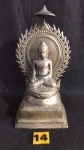 Secular magnifica escultura de buda Ratmasambhava em bronze. med. 22x12 cm aproximadamente.
