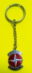 Antigo Chaveiro Brinquedos Estrela. Material: metal e esmalte. - Fabricante Pombo. Medida da medalha: 3 X 2 Cm.