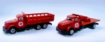 2 Antigas e colecionáveis miniaturas de caminhões - Fabricação: PEVI - Anos 80 - Item para colecionador - Medida maior: 7 x 2 cm.