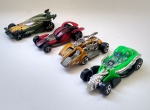 Hot Wheels - 4 Colecionáveis carrinhos - Sendo: Drift King, MI, Salt Flat, e Motor Psycho  - Metal e plástico rígido. Conforme fotos. Medida maior: 8 x 3 cm.