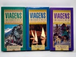 Antigo e Raro Box com 3 Fitas VHS - Coleção Viagens Inesquecíveis - Aos Quatro Cantos da Terra : Da Austrália a Shangri-La, De Veneza ao Nilo, Da Amazônia ao Ártico - Duração de cada Fita: 60 minutos. Ano:1996/1997 - Medida do Box: 20 x 11x 8,5 cm.