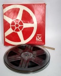 Antigo Carretel com Fita para gravador de rolo - S-8 x 400 - 7'' Polegadas - HANSA - Na caixa original - Plástico Transparente - Medida: 17,5 cm de diâmetro x 1,5 cm espessura.