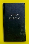 Antigo Livro Sutras Sagradas - Masahau Taniguchi - 19ª Edição - 1995 Seicho-No-Ei - Capa dura - Possui 156 páginas - Louvor Aos Apóstolos da Missão sagrada, chuva de néctar da verdade, palavras do anjo, contínua chuva de néctar da verdade - Medida: 13,5 x 8 cm.