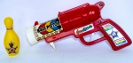 Antigo e raro Brinquedo BALLPISTOL - Tio ao alvo - Na caixa original (com marcas do tempo) - Funcionando - Obs: Falta 2 pinos e 3 bolinhas. Substituíveis -  Conforme fotos - Medida da caixa: 30 x 20 x 5 cm.