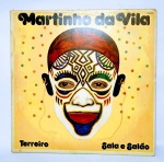Disco de Vinil Capa dupla - LP Martinho da Vila - Terreiro, Sala e Salão - RCA - Ano: 1979 - Medida: 31 x 31 cm. OBS: Possui marcas do tempo na capa.