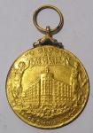 Antiga e Rara medalha - '' O globo ao vencedor - ''Dia do pai'' - Honrarás Pai e Mãe - Metal dourado - Medida: 3,5 cm de diâmetro x 5,5 cm