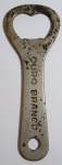 Antigo e raro Abridor de garrafas Promocional da Cerveja Ouro Branco ''Cerveja de Verdade''- CMC - Companhia Mineira de Cerveja - Anos: 60 -Conforme fotos - Possui marcas do tempo - Medida: 10,5 cm de comp.