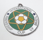 NUMISMÁTICA - MEDALHA COLECIONÁVEL - FRIENDSHIP CUP OF BRASIL INTERNACIONAL - BRONZE CINZELADO COM DETALHES ESMALTADO MEDIDAS: 5 CM DE DIÂMETRO .