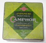 COLECIONISMO - Antiga e Colecionável lata vazia, chá Japonês Camphor - Kobe - Japan Anos 40 - Medida: 11,5 x 11,5 x 4,5 cm