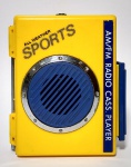 Antigo rádio Walkman - All Weather Sports - Radio Am/fm, e Fita Cassete - Necessita de revisão - Vendida no estado - Medida: 12,5 x 10 x 5 cm.