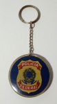 Antigo chaveiro em acrílico, representando Policia Federal - Medida: 4,5 cm de diâmetro.
