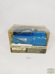 396 - Lanterna de Mão BrinkMann Max Star Azul na caixa . Não testada . Medida: 22 cm comprimento