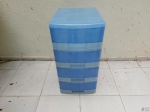 Gaveteiro em plástico duro na cor azul, com 4 gavetas. Medindo 54cm x 42cm x 83cm de altura.