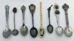 Oito colheres diversas em metal. Med. Maior: 12 cm. / Menor: 9,5 cm.
