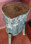 Antigo Batedor  de corte de carne confecionado em tronco maciço antigo. Mede: 75x30x35 cm