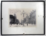 ANTIGO CARTÃO POSTAL  DE RIO DE JANEIRO   ( AVENIDA CENTRAL  ) COM VIDRO MOLDURADO COM VIDRO . MEDE: 20 x 15 CM