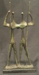 BRUNO GIORGI - Os Candangos, escultura em bronze base em granito, assinado na base, medindo: 31 cm alt. x 15 cm comp. x 4,5 cm prof