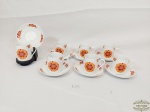 Jogo de 7 Xicaras de Café em Porcelana Floral Real . Medida Xicara 5,5 cm x 4,5 cm e pires 10 cm