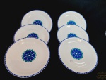 Jogo de 6 Pratos Rasos em Porcelana Renner Borda Azul. Medida: 25 cm