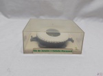 Miniatura do Maracanã da Copa de 2014, promocional da Fifa. Medindo 14,5cm x 12,5cm x 6cm de altura a caixa protetora em acrílico.