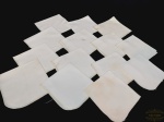14 Guardanapos em Algodão Branco. Medida: 35 cm x 37 cm . Apresenta Marcas Uso