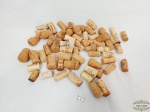 Lote com mais de 60 rolhas Diversas