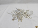 Lote de diversos acabamentos de para lustre em cristal.
