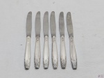 Jogo de 6 facas de mesa em prata 90 Eberle, modelo 1215. Medindo 22cm de comprimento.