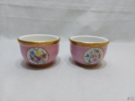 Par de cumbucas bowl em porcelana Real floral com friso ouro. Medindo 10,5cm de diâmetro x 7,5cm de altura.