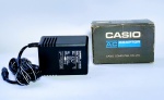 Adaptor CASIO - Model AD - 4845 - Input AC 120V. COMPUTER CO. LTD -  Made in JAPAN - Sem uso - Na embalagem original - Medida:11,5 x  7,8 x 6cm