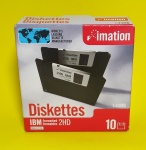 Antiga Caixa Lacrada de DISKETTES 3.5 da marca Imation - Com 10 unidades - Made in U.S.A - Medida: 10 x 9,5 x 4 cm.