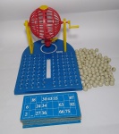 Antigo Jogo BINGO da marca Sonata - Na embalagem original - Completo, Funcional e Conservado - Medida da Caixa: 30 x 30 x 23 cm.