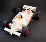 Antigo Carrinho F1 ''Pé na Tábua'' da Estrela - Em plástico rígido - Medida: 25 x 14,5 x 6 cm.Obs: Possui Pequena perda no plástico no plástico do carrinho, próximo ao capacete (Conforme foto) - Vendido no estado.