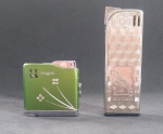 Lindos isqueiros  - Isqueiro Prince Cute Mini Pocket Verde necessita de gás e pedra - Isqueiro wild turkey Funcionando - Os dois em metal - Medida maior: 7 cm.