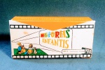 Antigo e raro - Caixinha de Slide, ''Historinhas Infantis'' - As Aventuras ROBISON CRUSOE - Completo - Pedagogia Audiovisual Brasileira - Possui 19 slides. Acompanha folheto narrando a história de cada slide - Autoria de Daniel de Foe - Medida da caixinha: 11 x 5,5 x 3 cm.