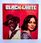 Disco de Vinil - LP Original - BLACK E WHITE - Billy Paul e Tina Charles - Columbia - 1982- Medida: 31 x 31 cm.