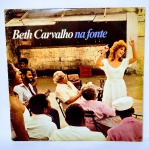 Disco de Vinil - LP - Beth Carvalho ''Na Fonte'' - Ano: 1981 - RCA - Medida: 31 x 31 cm.
